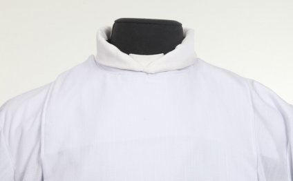 Clergy amice, Linen cotton